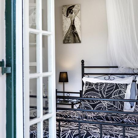 Fridas Place Halikounas Luaran gambar