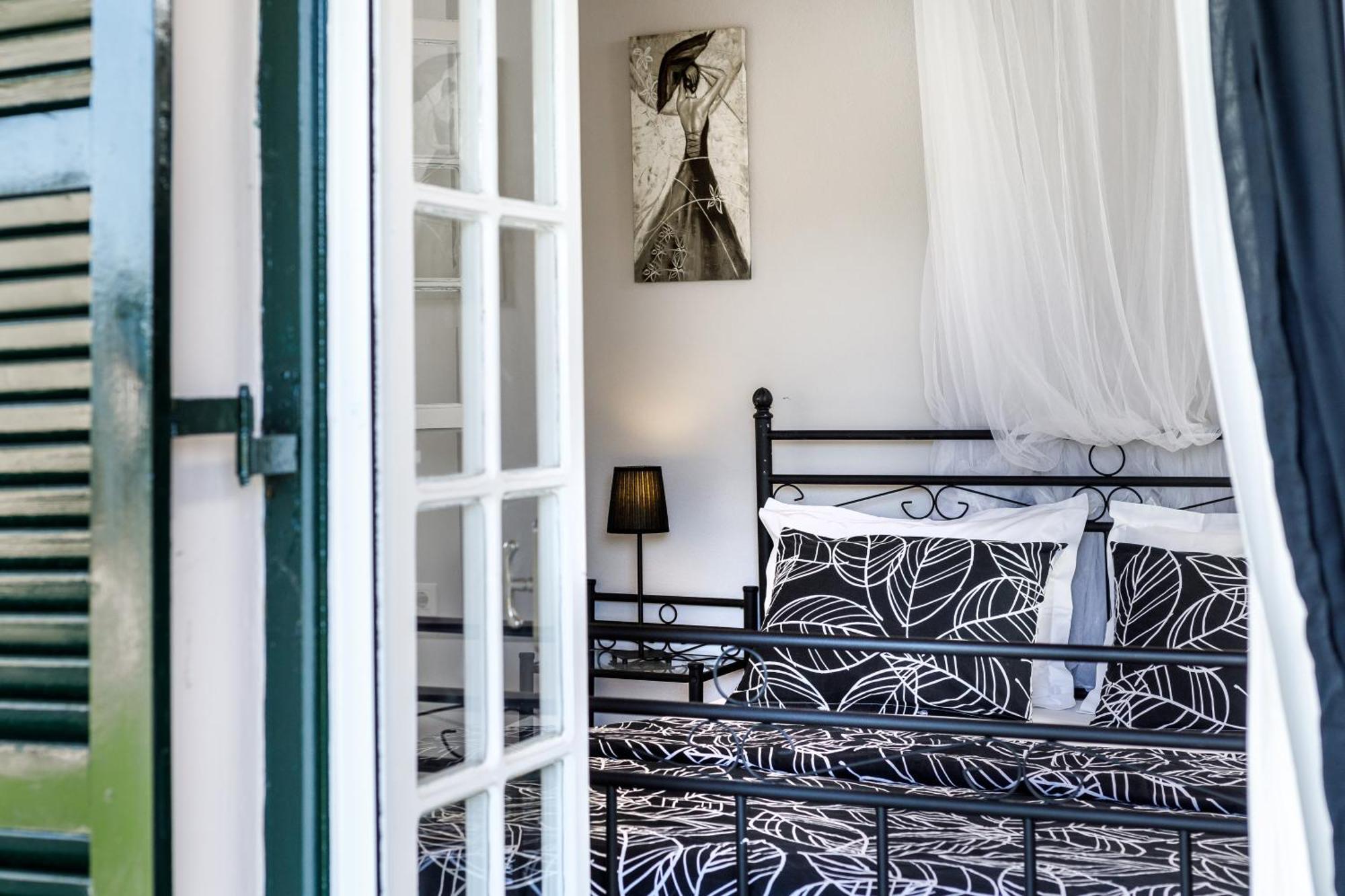 Fridas Place Halikounas Luaran gambar